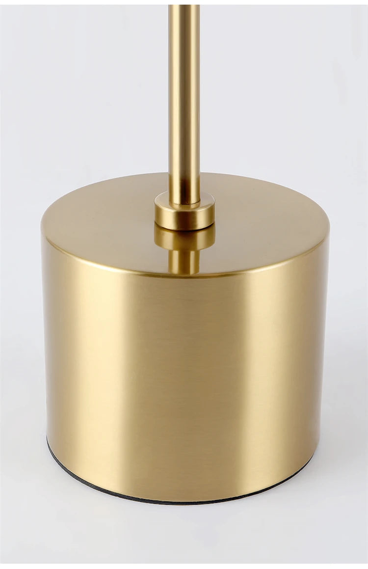 Minimal LED Table Lamp