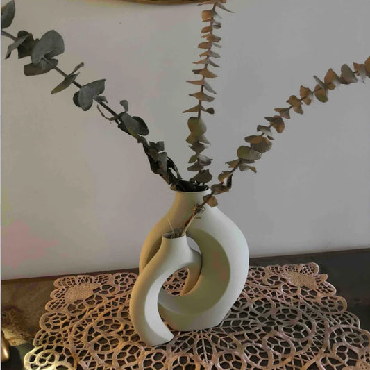 Hugging Vase Set