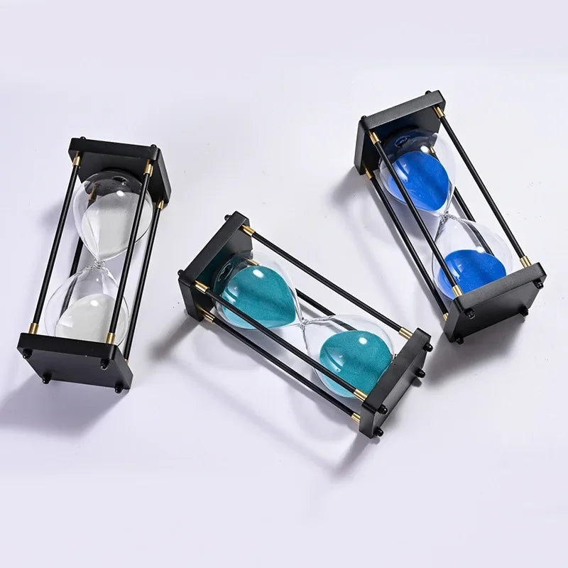 Retro Hourglass
